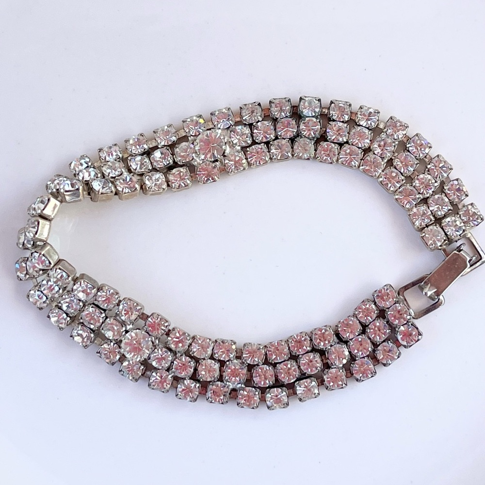 Sparkling VTG Silver Rhinestone Bracelet - Picture 2 of 4
